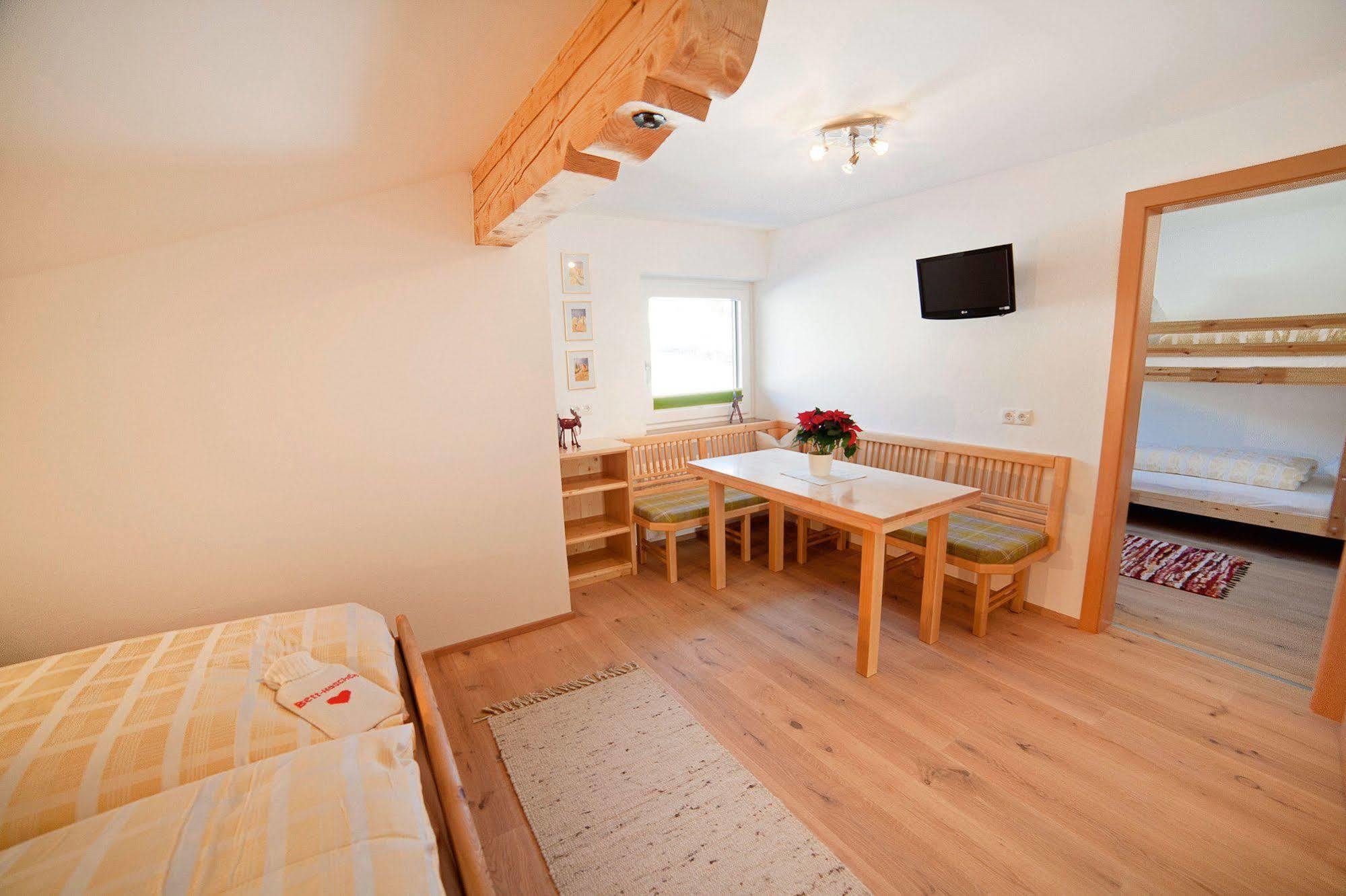 B&B Landhaus Vierthaler Филцмос Екстериор снимка